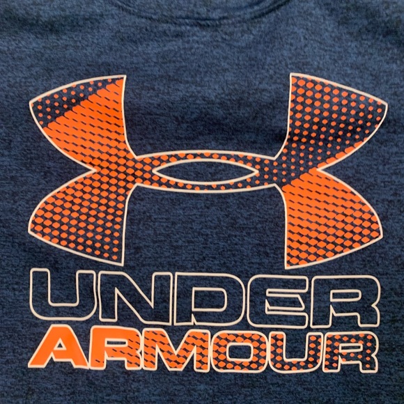 Under Armour Shirt - Picture 3 of 4
